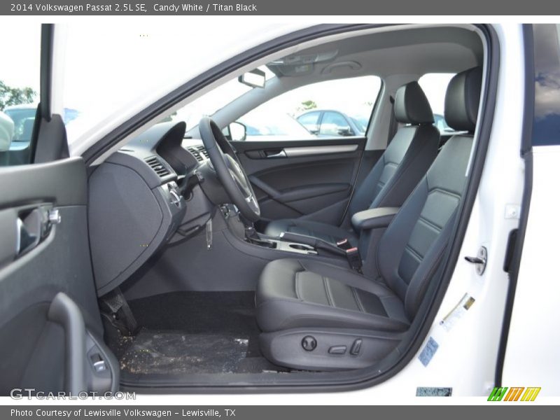 2014 Passat 2.5L SE Titan Black Interior