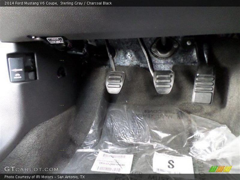 Sterling Gray / Charcoal Black 2014 Ford Mustang V6 Coupe