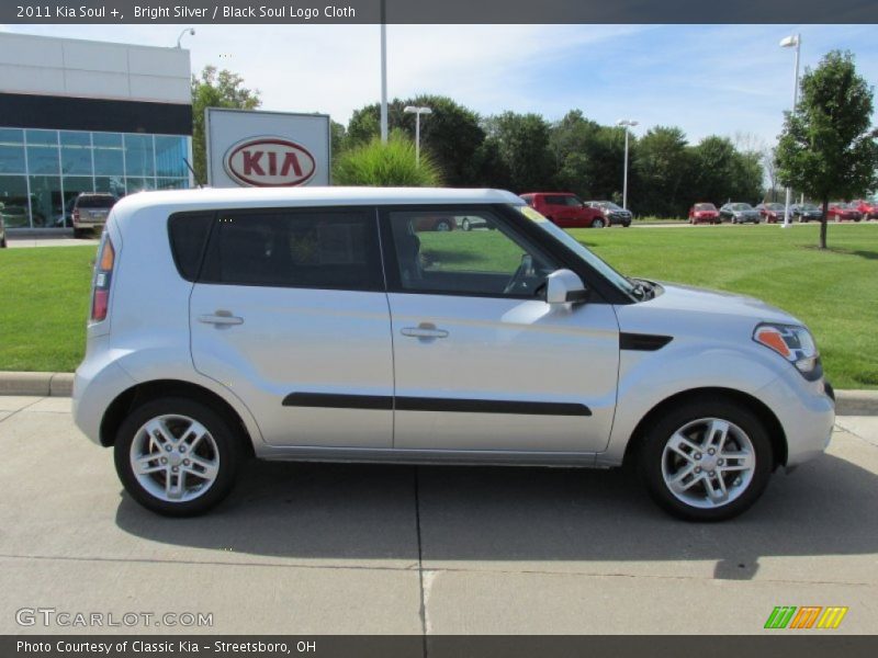 Bright Silver / Black Soul Logo Cloth 2011 Kia Soul +