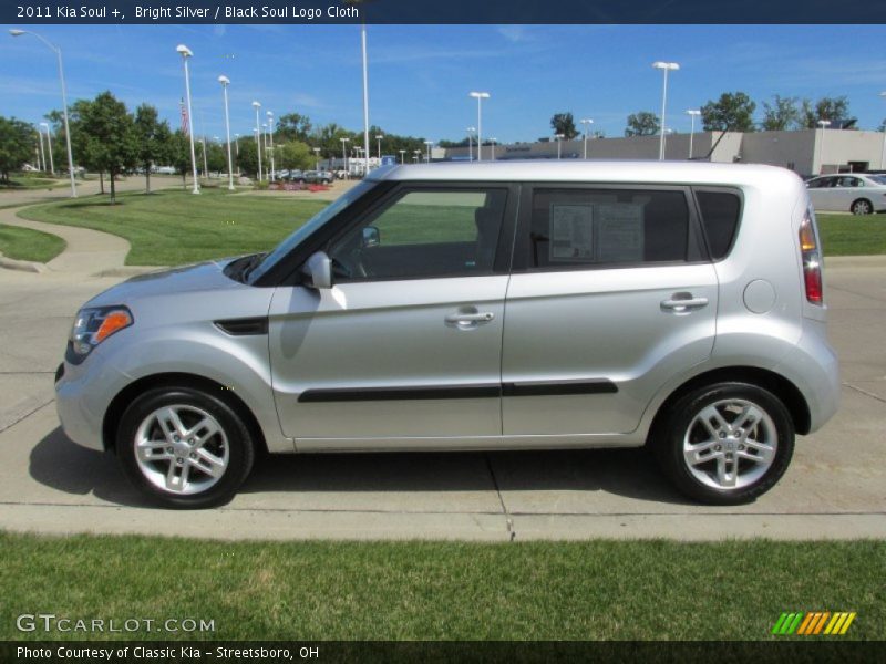 Bright Silver / Black Soul Logo Cloth 2011 Kia Soul +