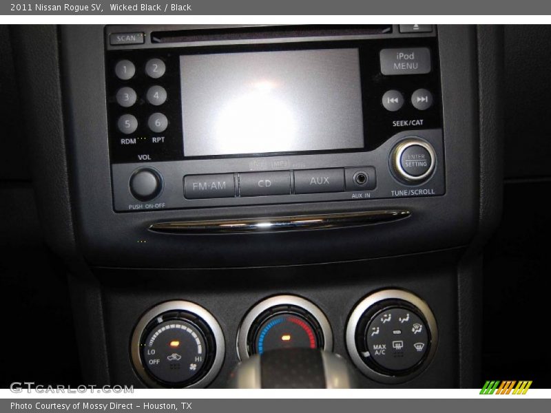 Wicked Black / Black 2011 Nissan Rogue SV