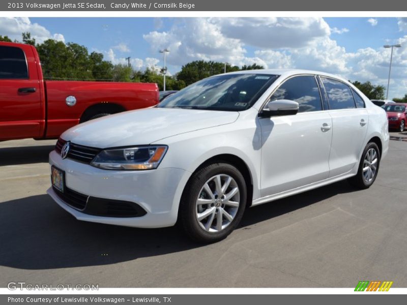 Candy White / Cornsilk Beige 2013 Volkswagen Jetta SE Sedan