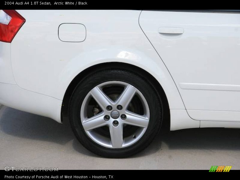 Arctic White / Black 2004 Audi A4 1.8T Sedan