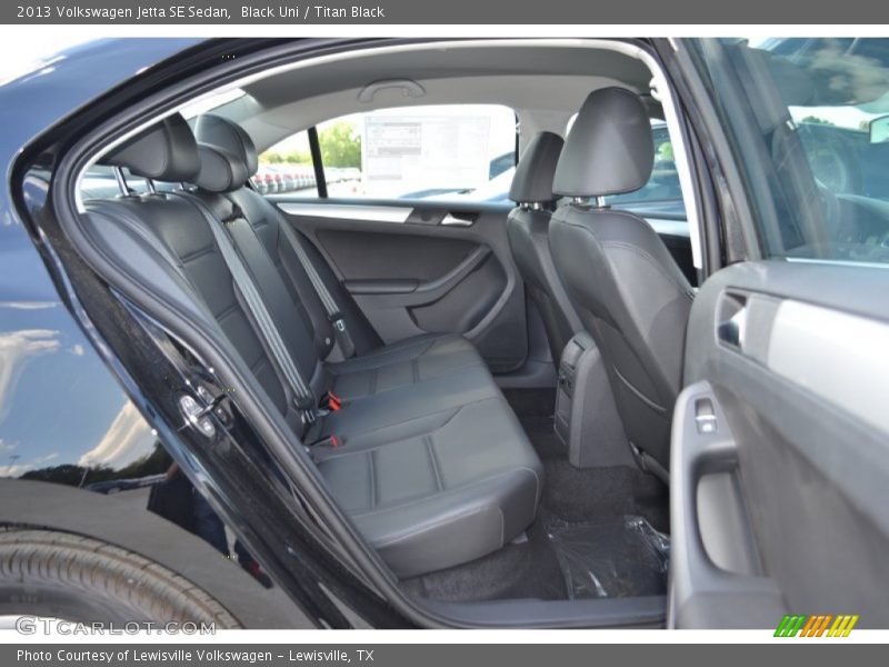 Black Uni / Titan Black 2013 Volkswagen Jetta SE Sedan