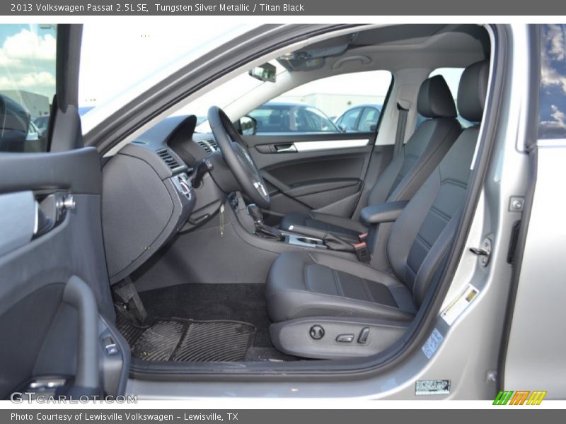 Tungsten Silver Metallic / Titan Black 2013 Volkswagen Passat 2.5L SE