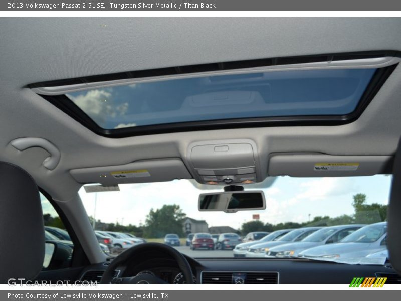 Tungsten Silver Metallic / Titan Black 2013 Volkswagen Passat 2.5L SE