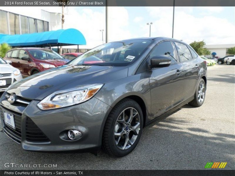 Sterling Gray / Charcoal Black 2014 Ford Focus SE Sedan