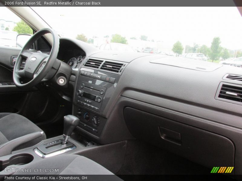 Redfire Metallic / Charcoal Black 2006 Ford Fusion SE