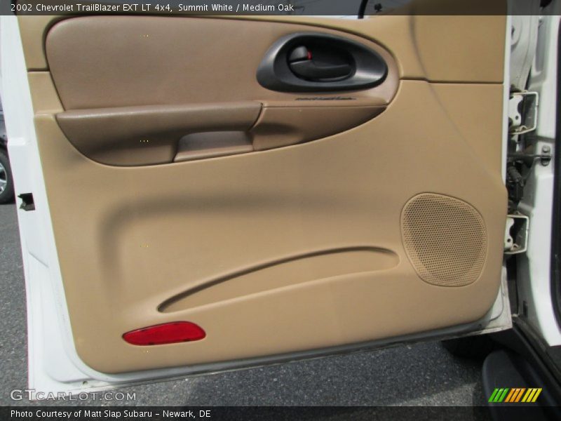 Summit White / Medium Oak 2002 Chevrolet TrailBlazer EXT LT 4x4