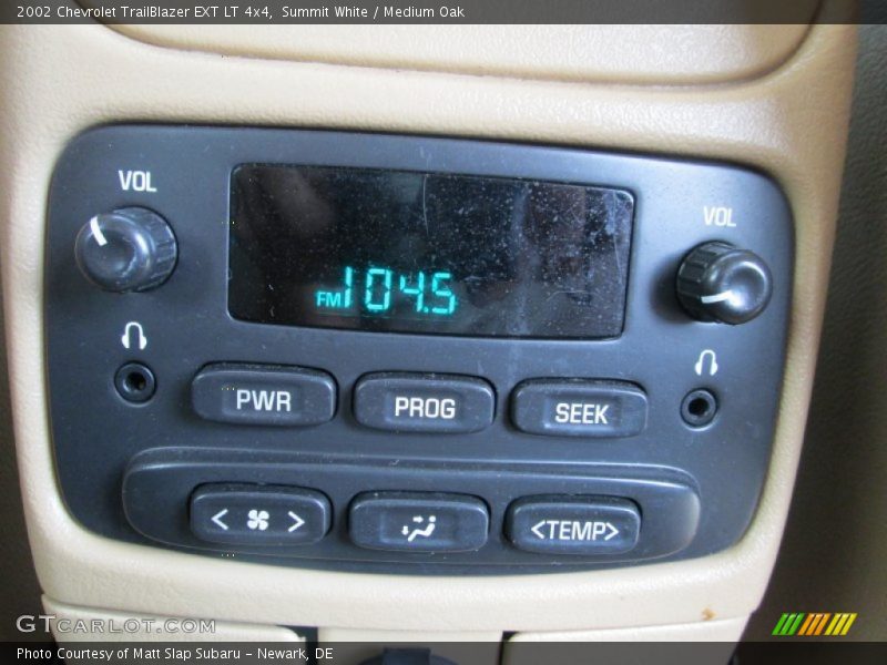 Summit White / Medium Oak 2002 Chevrolet TrailBlazer EXT LT 4x4