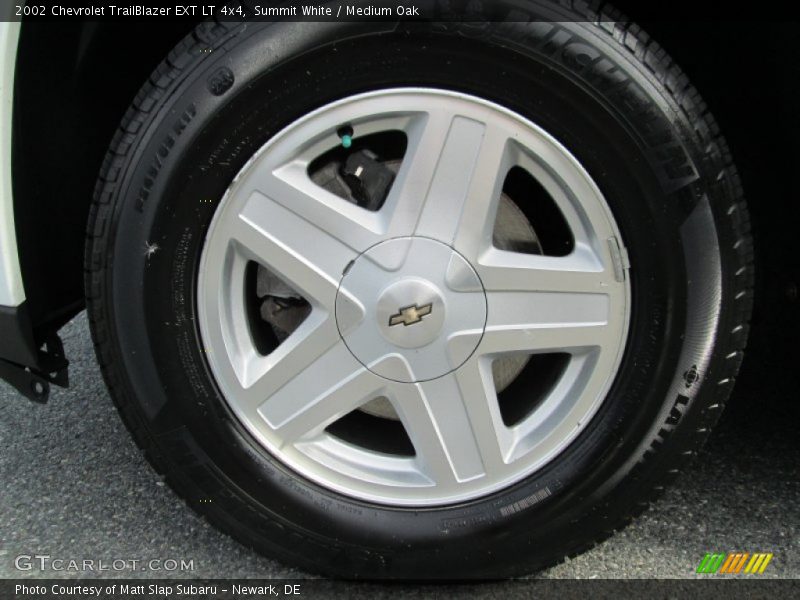 Summit White / Medium Oak 2002 Chevrolet TrailBlazer EXT LT 4x4