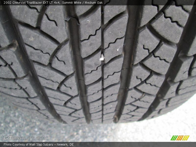 Summit White / Medium Oak 2002 Chevrolet TrailBlazer EXT LT 4x4