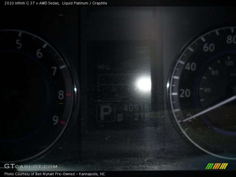 Liquid Platinum / Graphite 2010 Infiniti G 37 x AWD Sedan