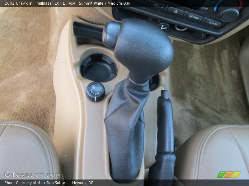 Summit White / Medium Oak 2002 Chevrolet TrailBlazer EXT LT 4x4