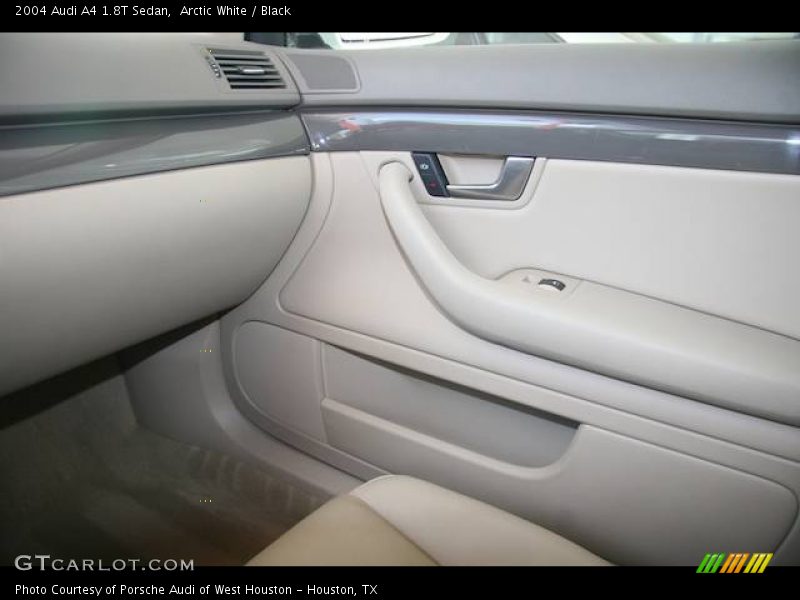 Arctic White / Black 2004 Audi A4 1.8T Sedan