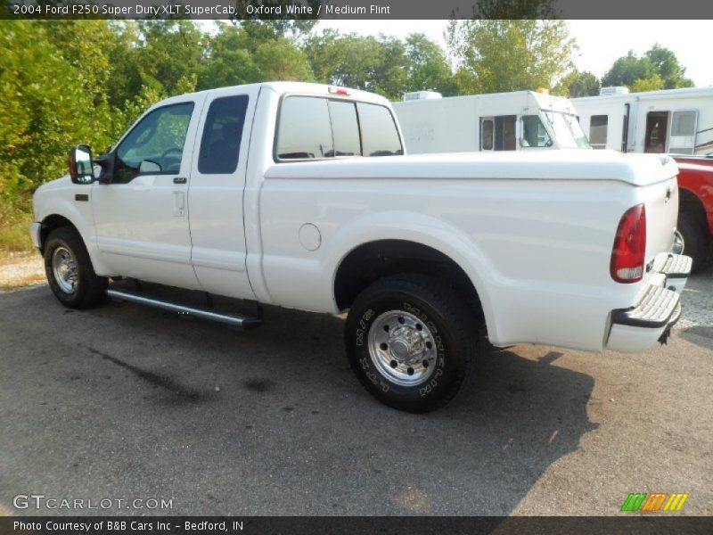 Oxford White / Medium Flint 2004 Ford F250 Super Duty XLT SuperCab