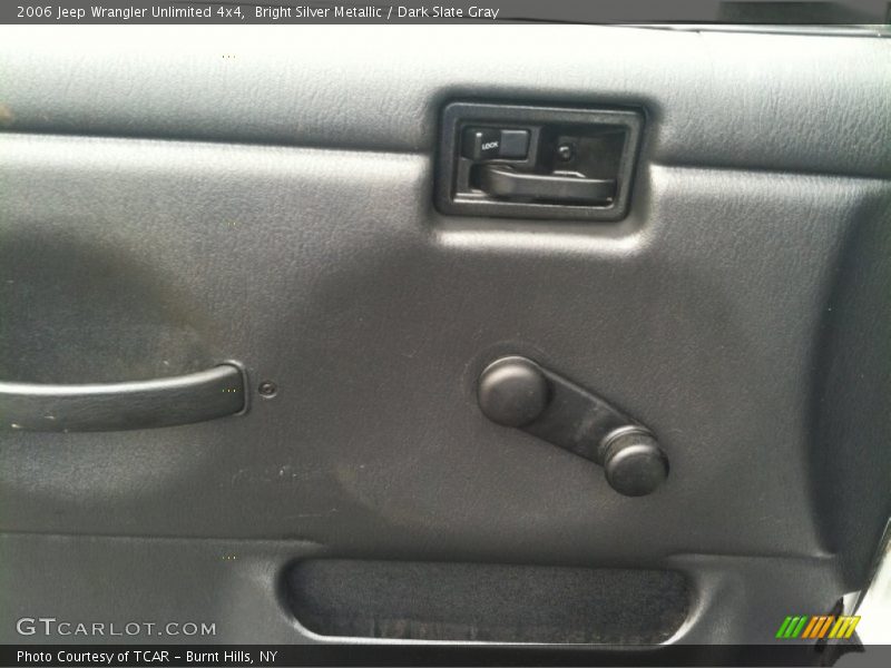 Bright Silver Metallic / Dark Slate Gray 2006 Jeep Wrangler Unlimited 4x4