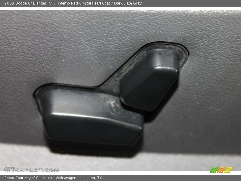 Inferno Red Crystal Pearl Coat / Dark Slate Gray 2009 Dodge Challenger R/T
