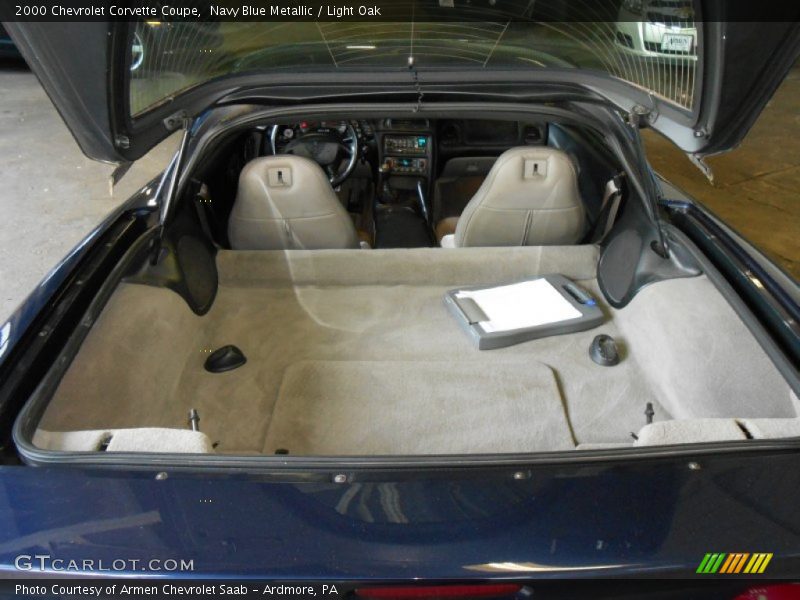 Navy Blue Metallic / Light Oak 2000 Chevrolet Corvette Coupe