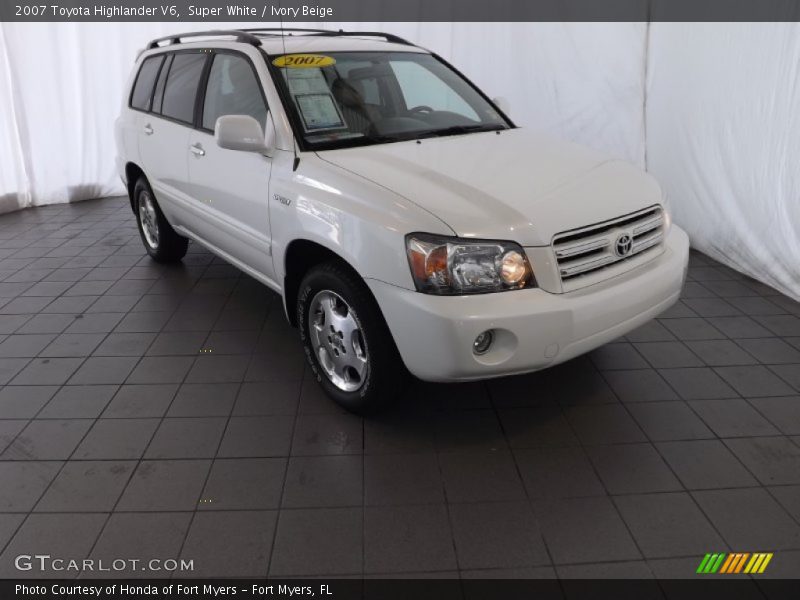 Super White / Ivory Beige 2007 Toyota Highlander V6