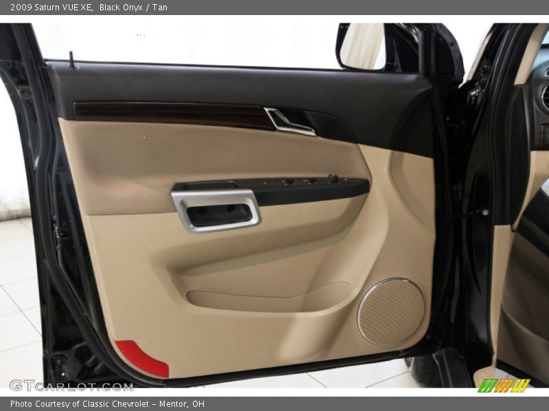 Black Onyx / Tan 2009 Saturn VUE XE