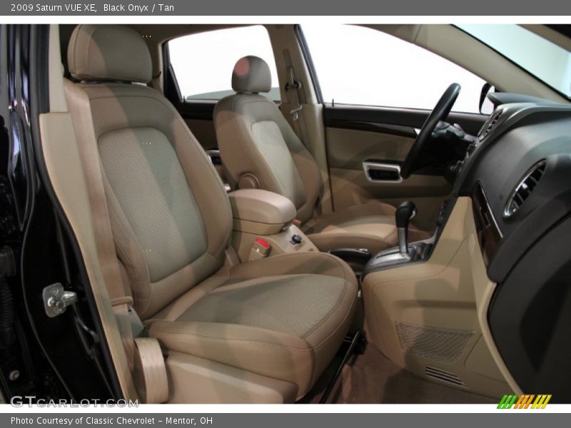Black Onyx / Tan 2009 Saturn VUE XE