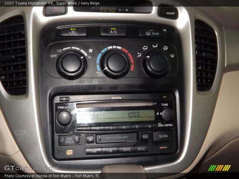 Super White / Ivory Beige 2007 Toyota Highlander V6
