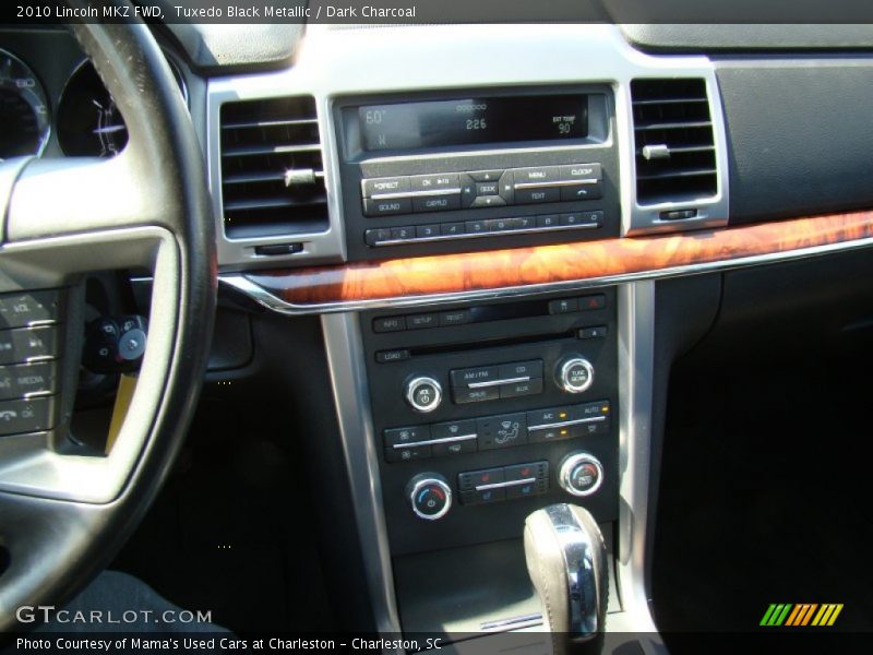 Tuxedo Black Metallic / Dark Charcoal 2010 Lincoln MKZ FWD