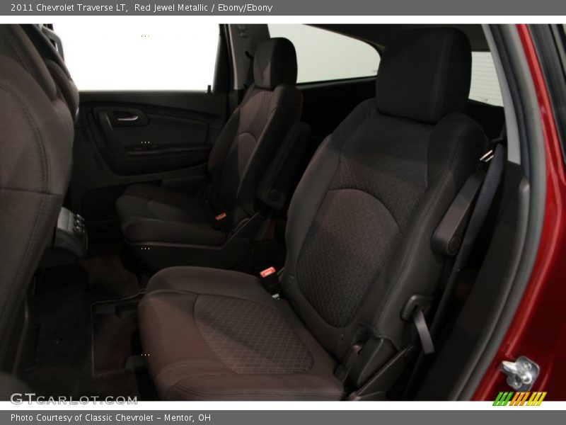 Red Jewel Metallic / Ebony/Ebony 2011 Chevrolet Traverse LT