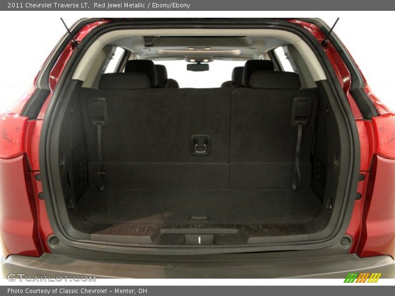 Red Jewel Metallic / Ebony/Ebony 2011 Chevrolet Traverse LT