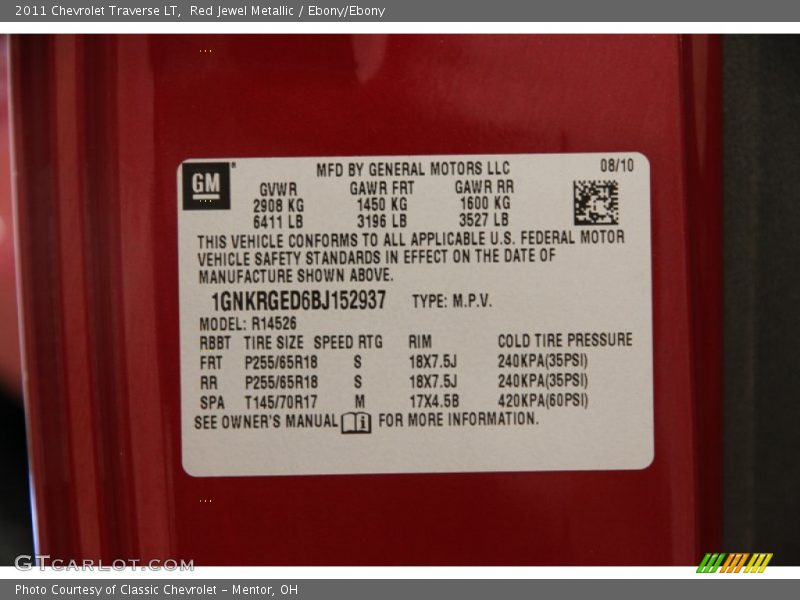 Red Jewel Metallic / Ebony/Ebony 2011 Chevrolet Traverse LT