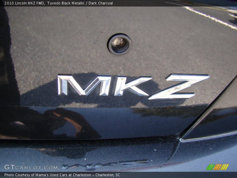 Tuxedo Black Metallic / Dark Charcoal 2010 Lincoln MKZ FWD