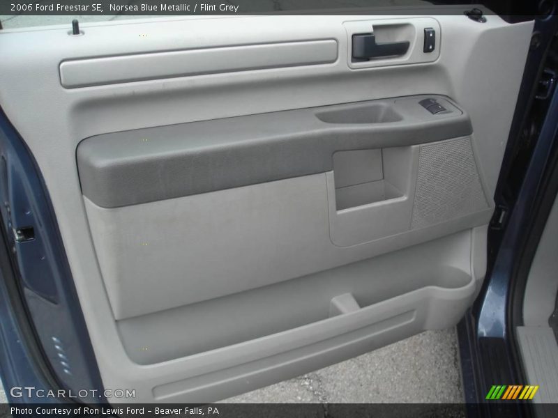 Norsea Blue Metallic / Flint Grey 2006 Ford Freestar SE