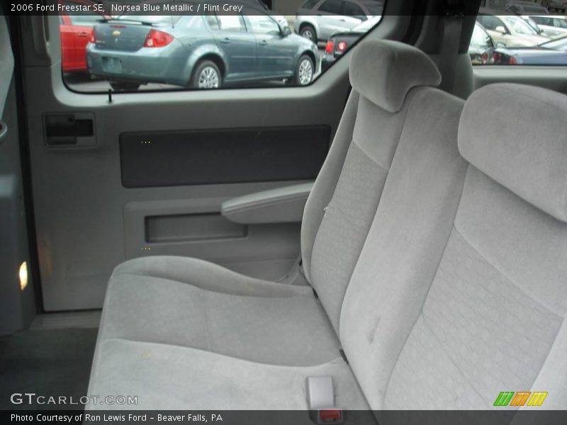 Norsea Blue Metallic / Flint Grey 2006 Ford Freestar SE