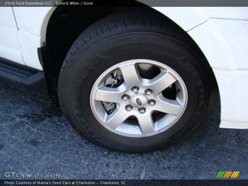 Oxford White / Stone 2009 Ford Expedition XLT