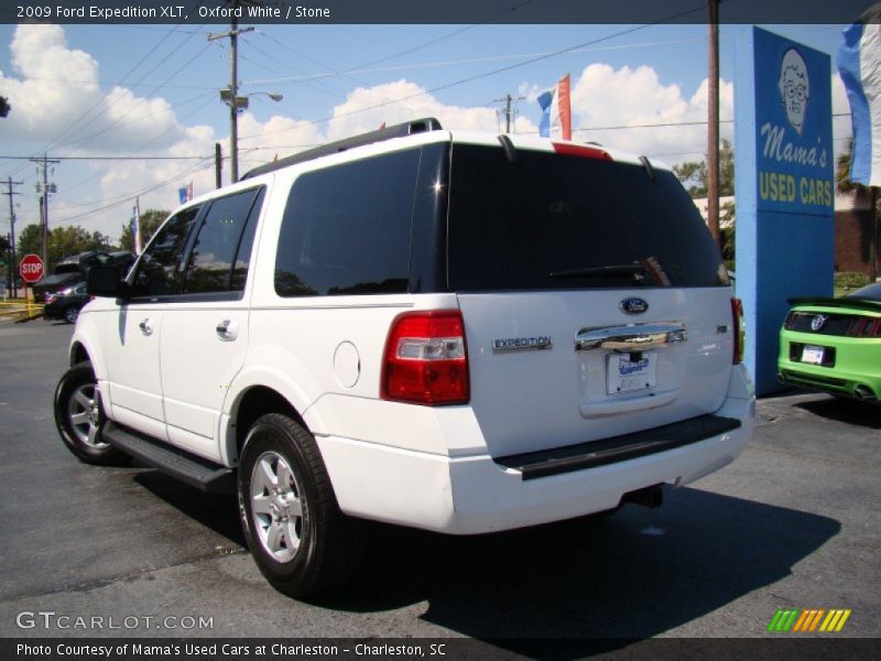 Oxford White / Stone 2009 Ford Expedition XLT