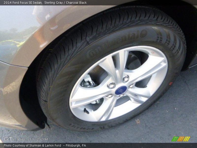Sterling Gray / Charcoal Black 2014 Ford Focus SE Sedan