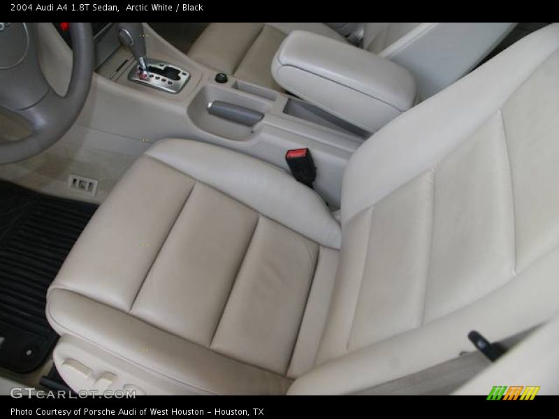 Arctic White / Black 2004 Audi A4 1.8T Sedan