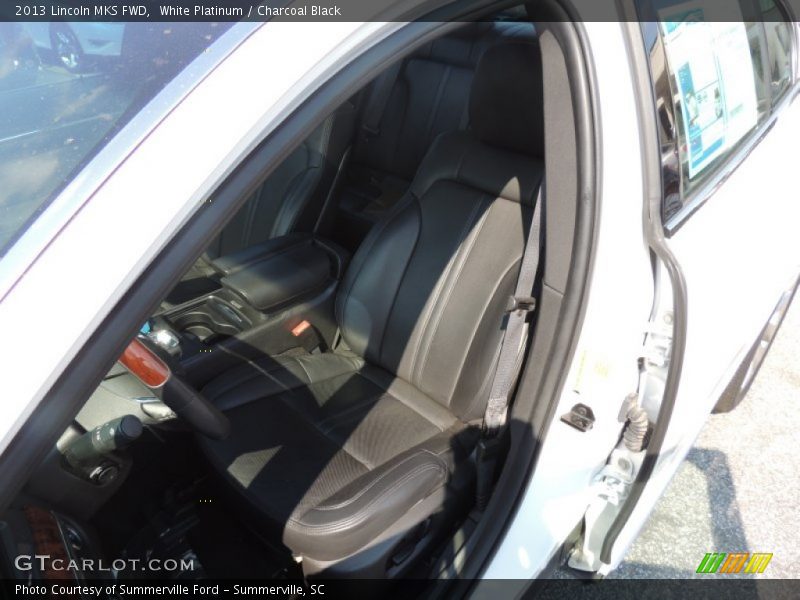 White Platinum / Charcoal Black 2013 Lincoln MKS FWD