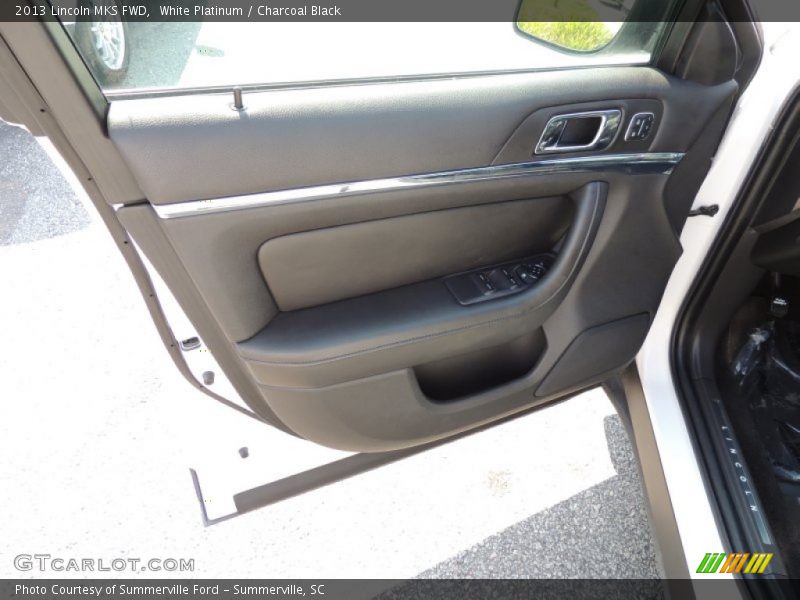 White Platinum / Charcoal Black 2013 Lincoln MKS FWD