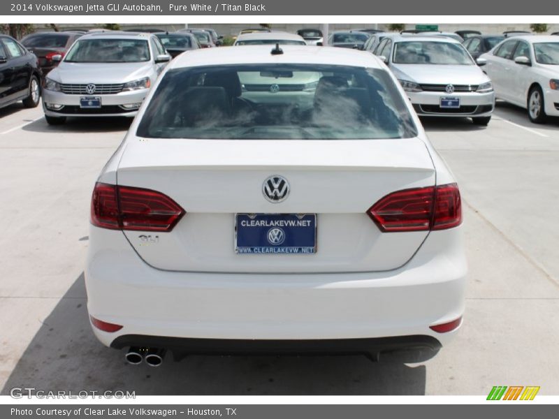 Pure White / Titan Black 2014 Volkswagen Jetta GLI Autobahn