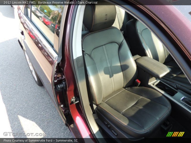 Bordeaux Reserve Metallic / Dark Charcoal 2012 Lincoln MKZ FWD