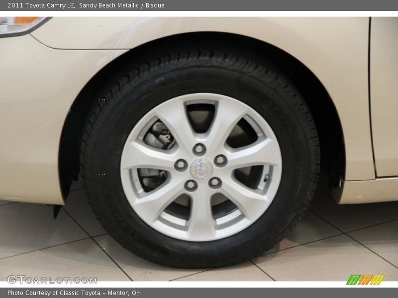 Sandy Beach Metallic / Bisque 2011 Toyota Camry LE