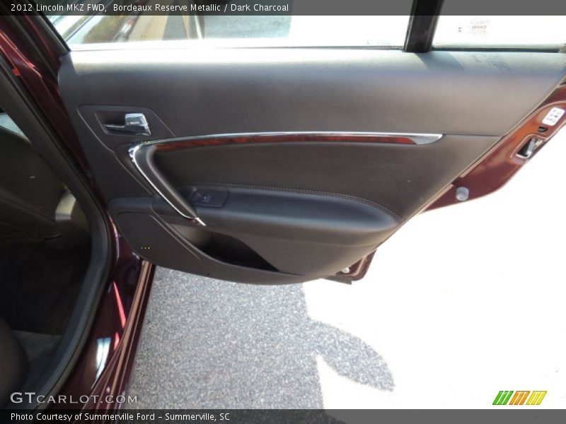 Bordeaux Reserve Metallic / Dark Charcoal 2012 Lincoln MKZ FWD