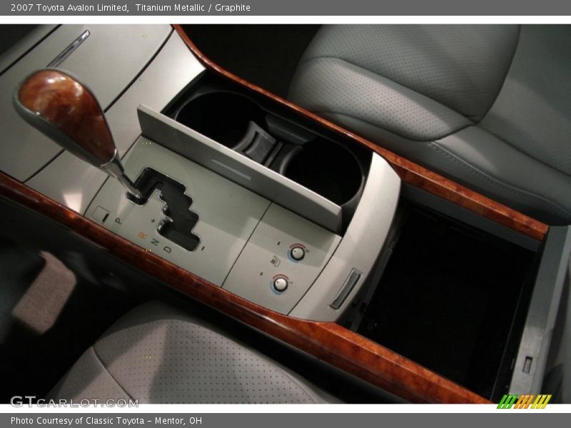 Titanium Metallic / Graphite 2007 Toyota Avalon Limited