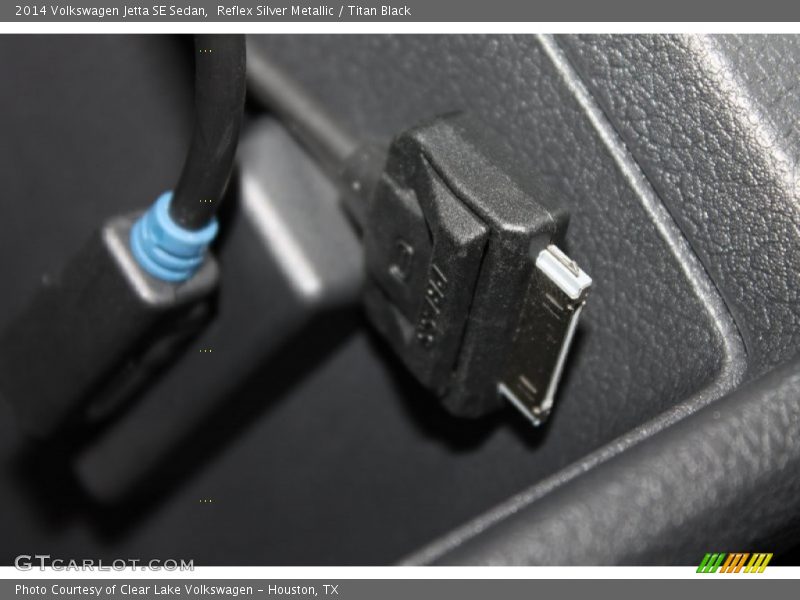 Reflex Silver Metallic / Titan Black 2014 Volkswagen Jetta SE Sedan