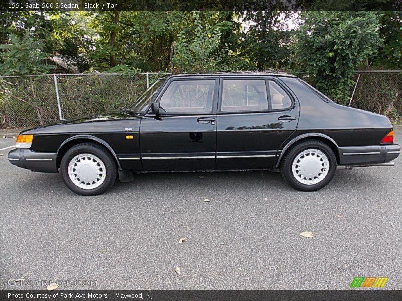  1991 900 S Sedan Black