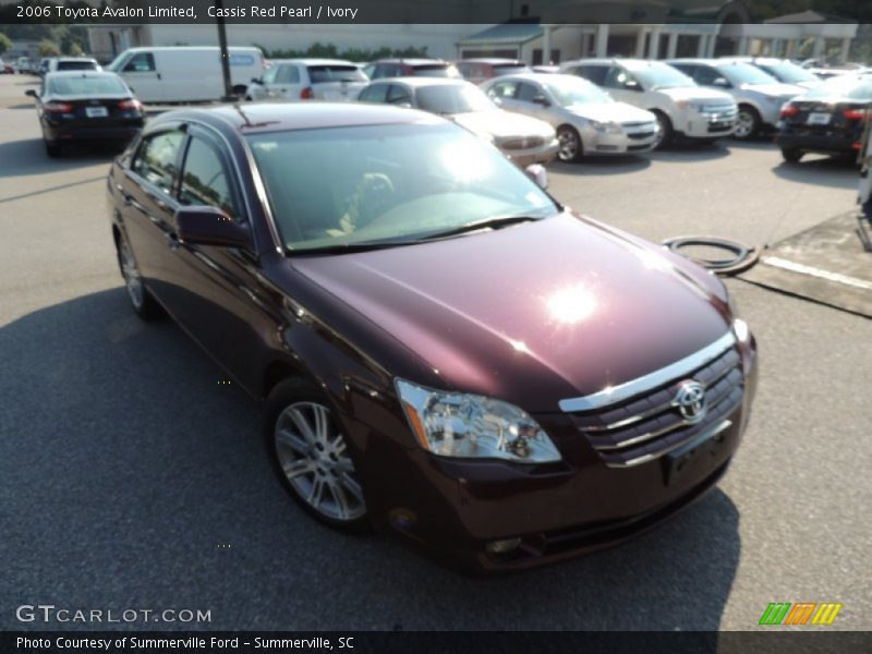 Cassis Red Pearl / Ivory 2006 Toyota Avalon Limited