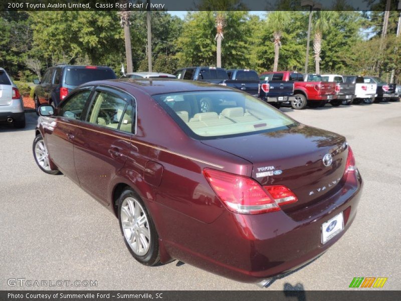 Cassis Red Pearl / Ivory 2006 Toyota Avalon Limited