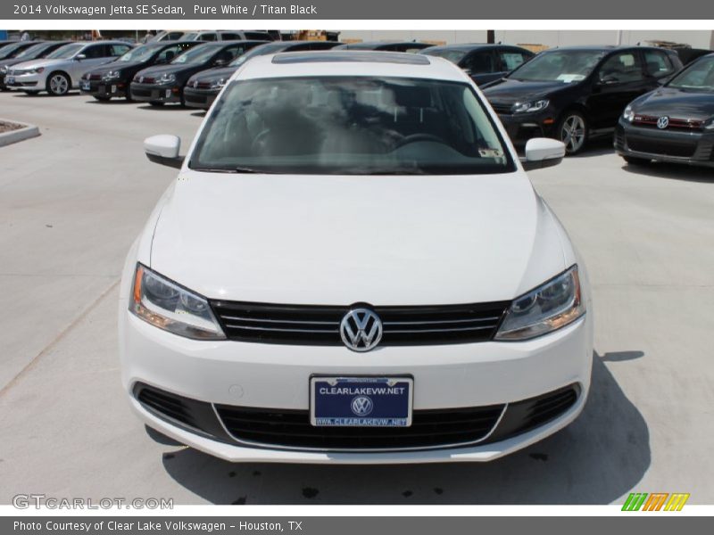Pure White / Titan Black 2014 Volkswagen Jetta SE Sedan